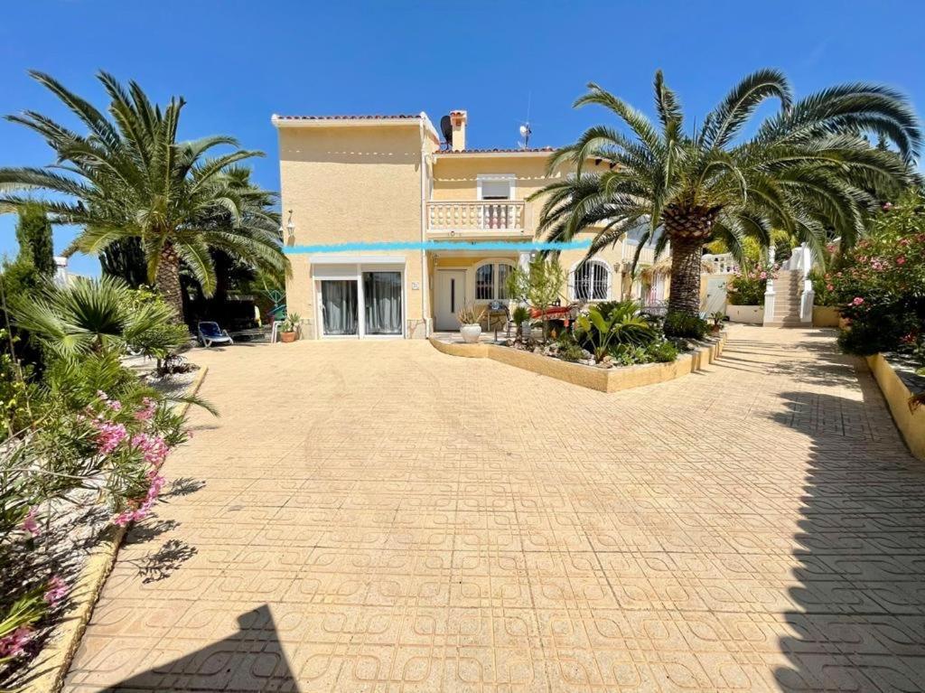 בניסה Villa Eva Asiana Guesthouse With Shared Pool מראה חיצוני תמונה
