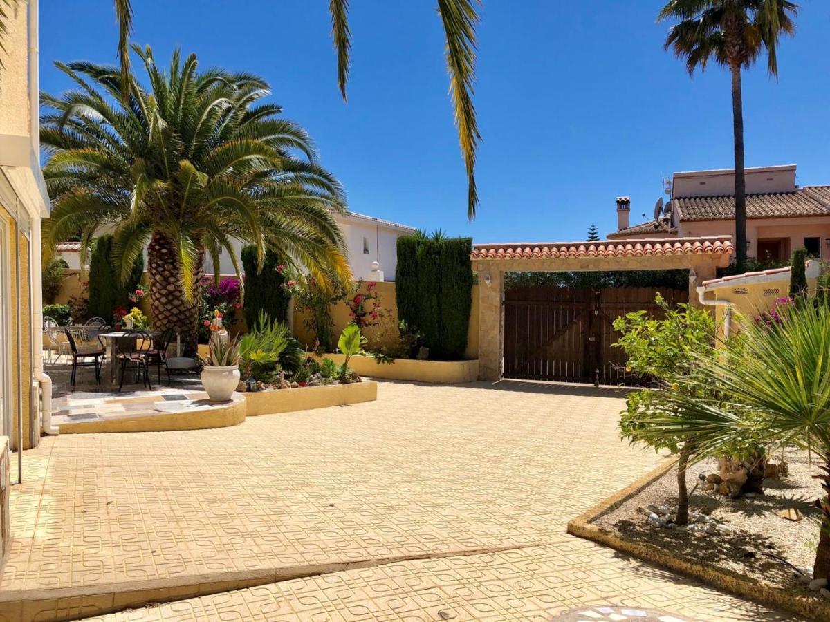 בניסה Villa Eva Asiana Guesthouse With Shared Pool מראה חיצוני תמונה